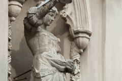 Statuie Exterior